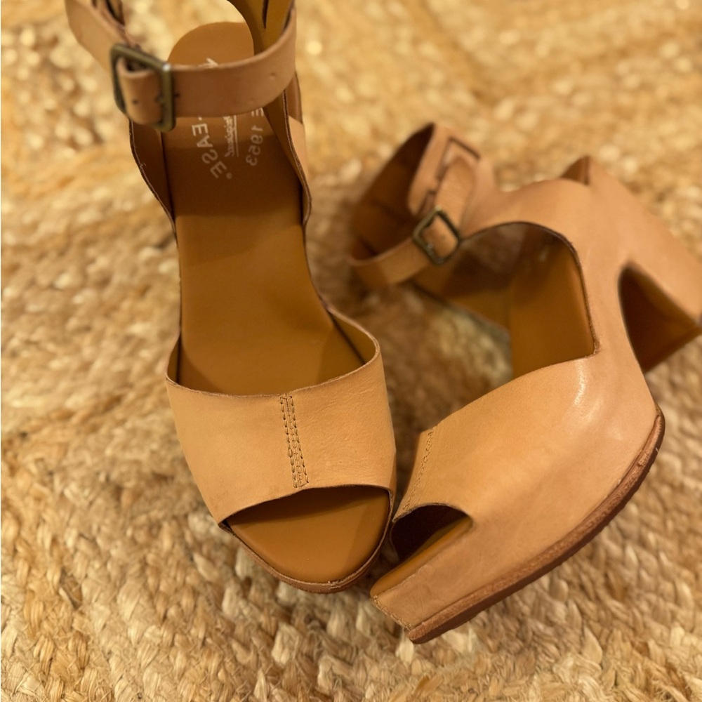 Brand new Kork Ease platform Shoes